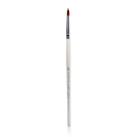 e.l.f. Essentials Lip Defining Brush